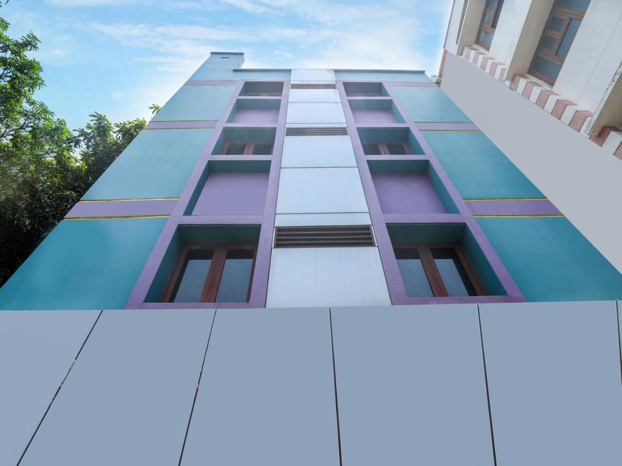 Oyo 10711 Hotel Nsnr Residency Visakhapatnam Bagian luar foto